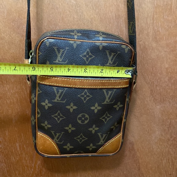 Authentic Louis Vuitton Danube PM Monogram Crossbody Bag - Picture 17 of 17